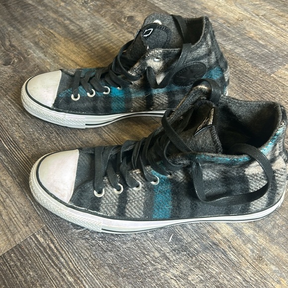Unisex Converse Chuck Taylor All Star High plaid
Women’s 9.5 men’s 7.5 - Picture 5 of 12
